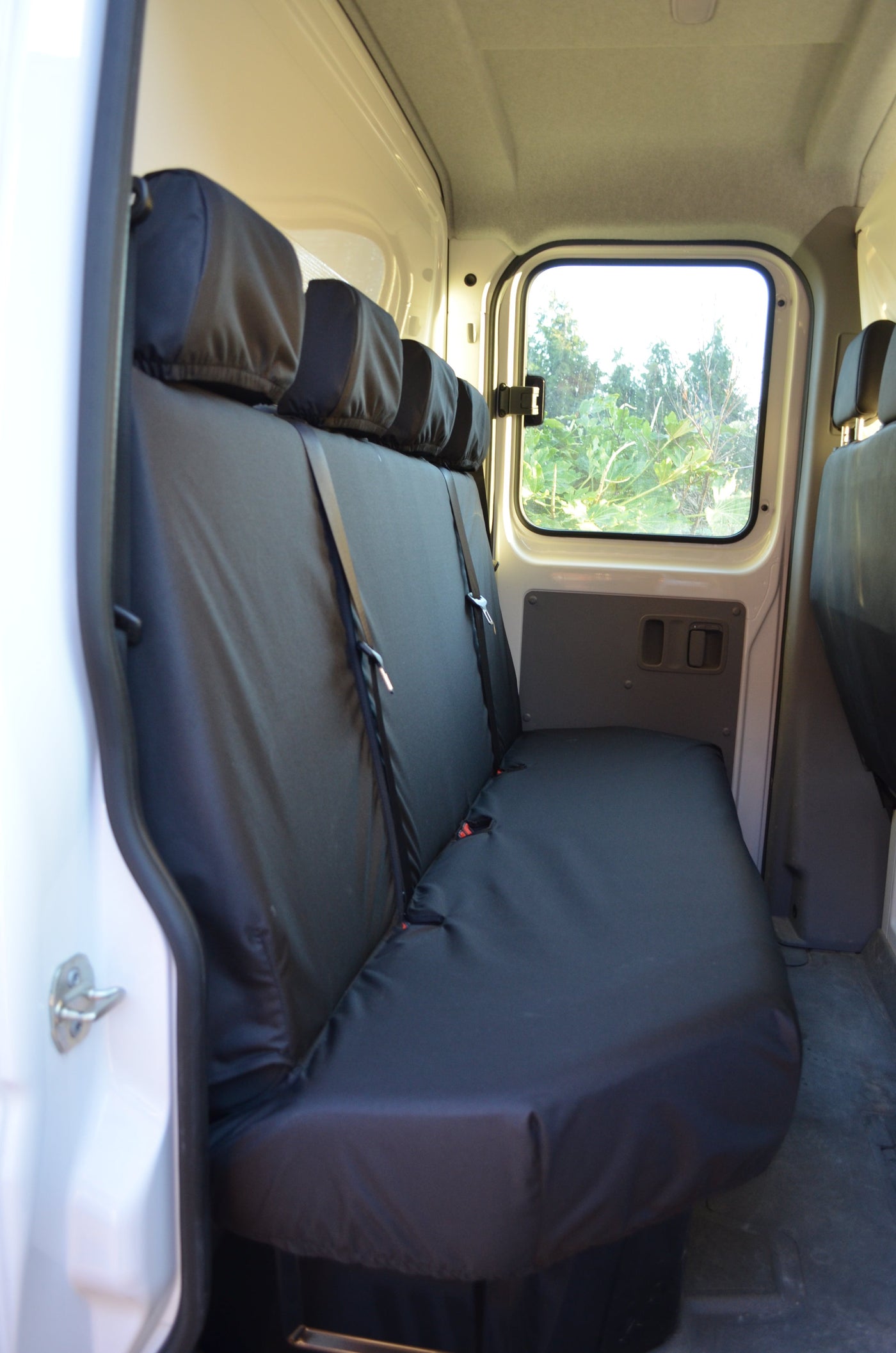 MAN TGE 2017+ Van Tailored &amp; Waterproof Seat Covers Black / Rear Quad Scutes Ltd